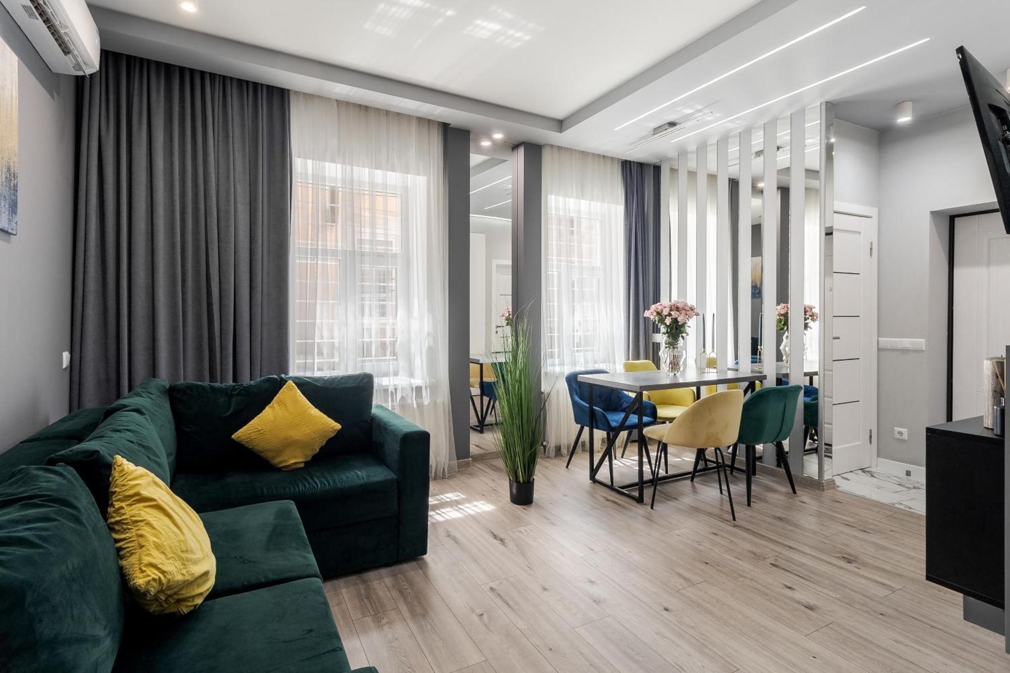 Royal Apartment On Balabana Street Lviv Exterior foto